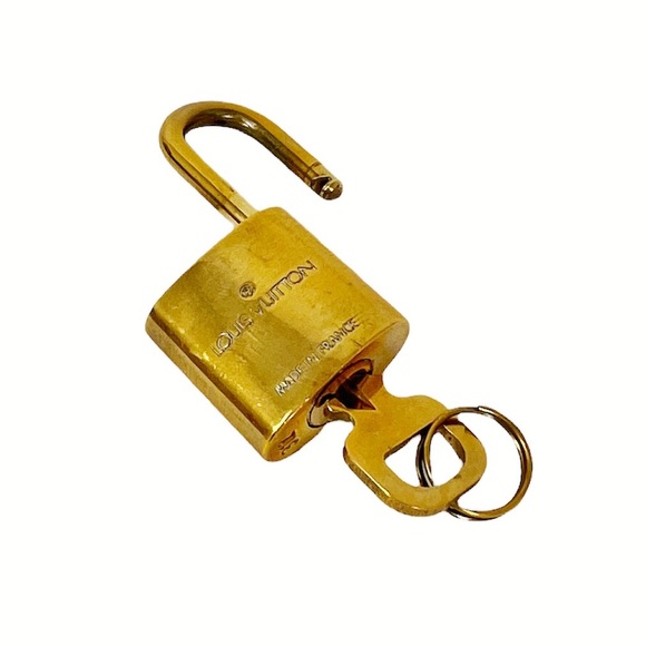 Authentic Preowned Louis Vuitton Lockset Number 312 - Picture 4 of 8
